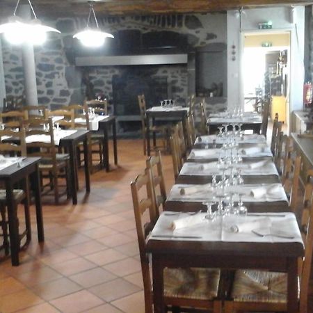 Auberge Les Fontilles Coltines Dış mekan fotoğraf