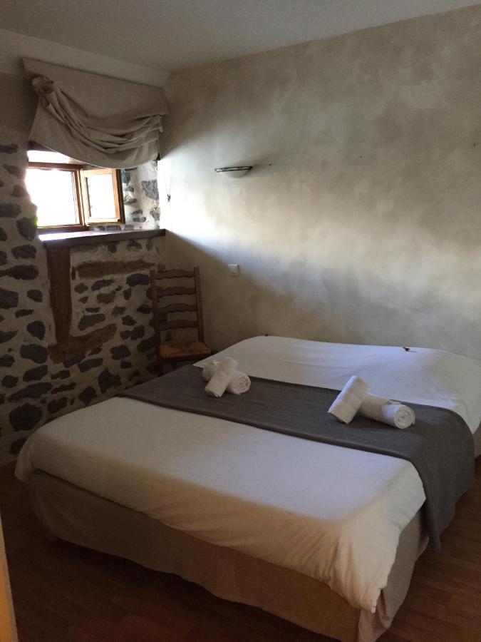 Auberge Les Fontilles Coltines Dış mekan fotoğraf