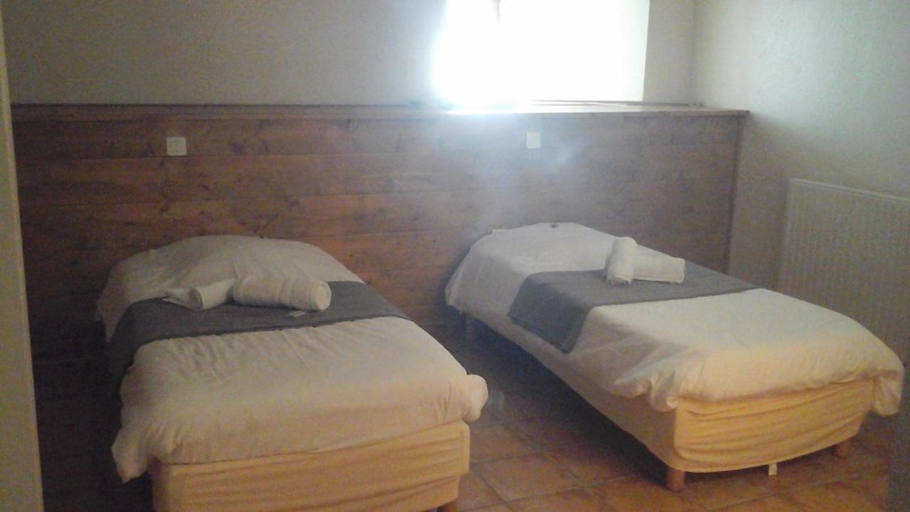 Auberge Les Fontilles Coltines Dış mekan fotoğraf
