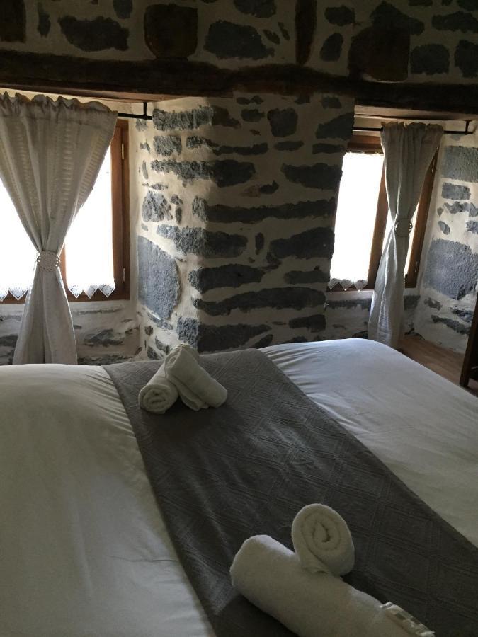 Auberge Les Fontilles Coltines Dış mekan fotoğraf