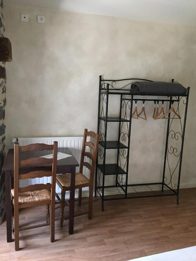 Auberge Les Fontilles Coltines Dış mekan fotoğraf